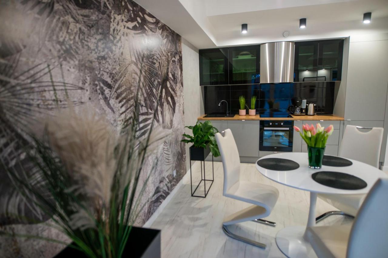 Nowoczesny Apartament Na Warmii I Mazurach Z Garazem Biskupiec  Exteriér fotografie